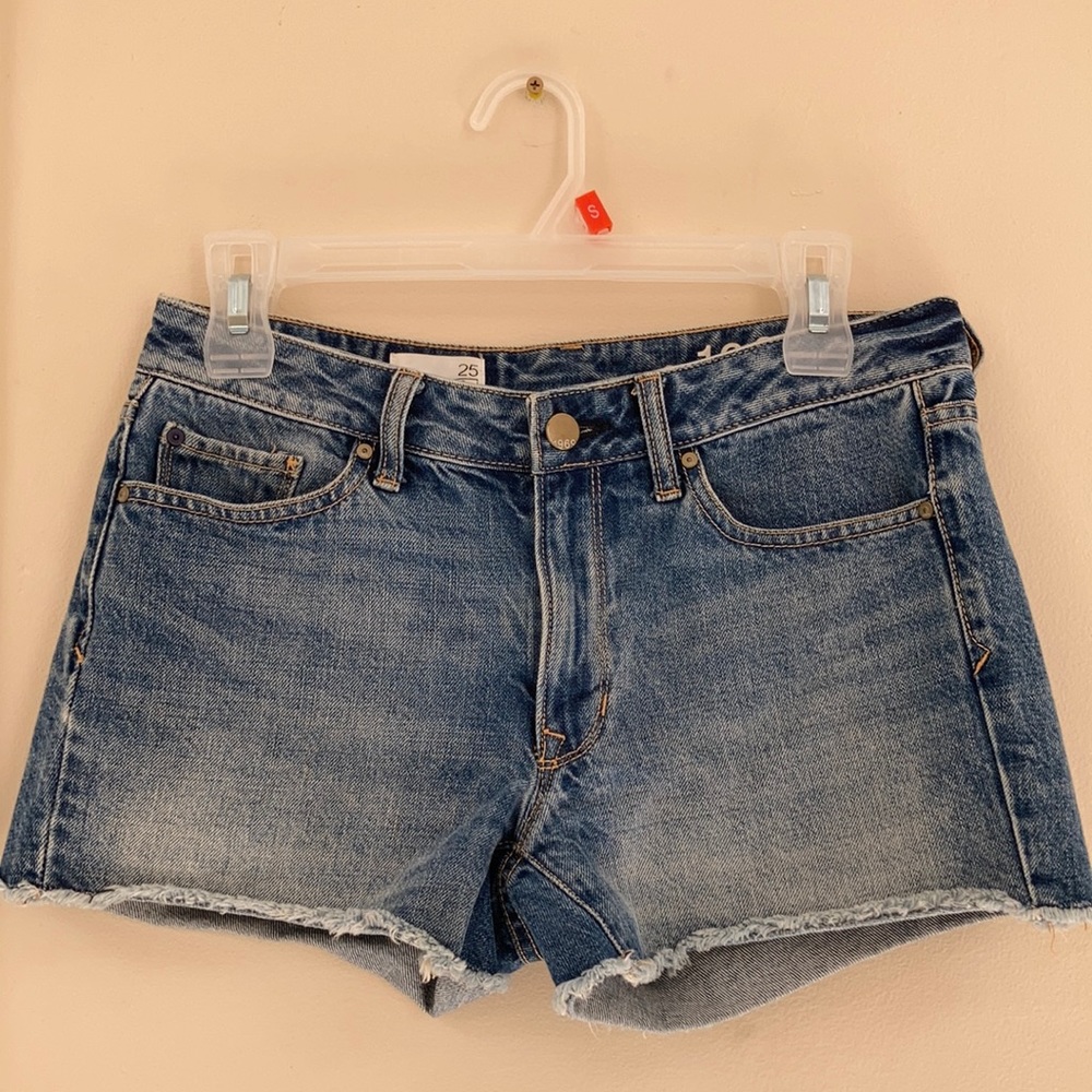 Gap 1969 shorts